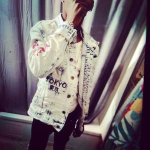 Meet your Posher, Capital